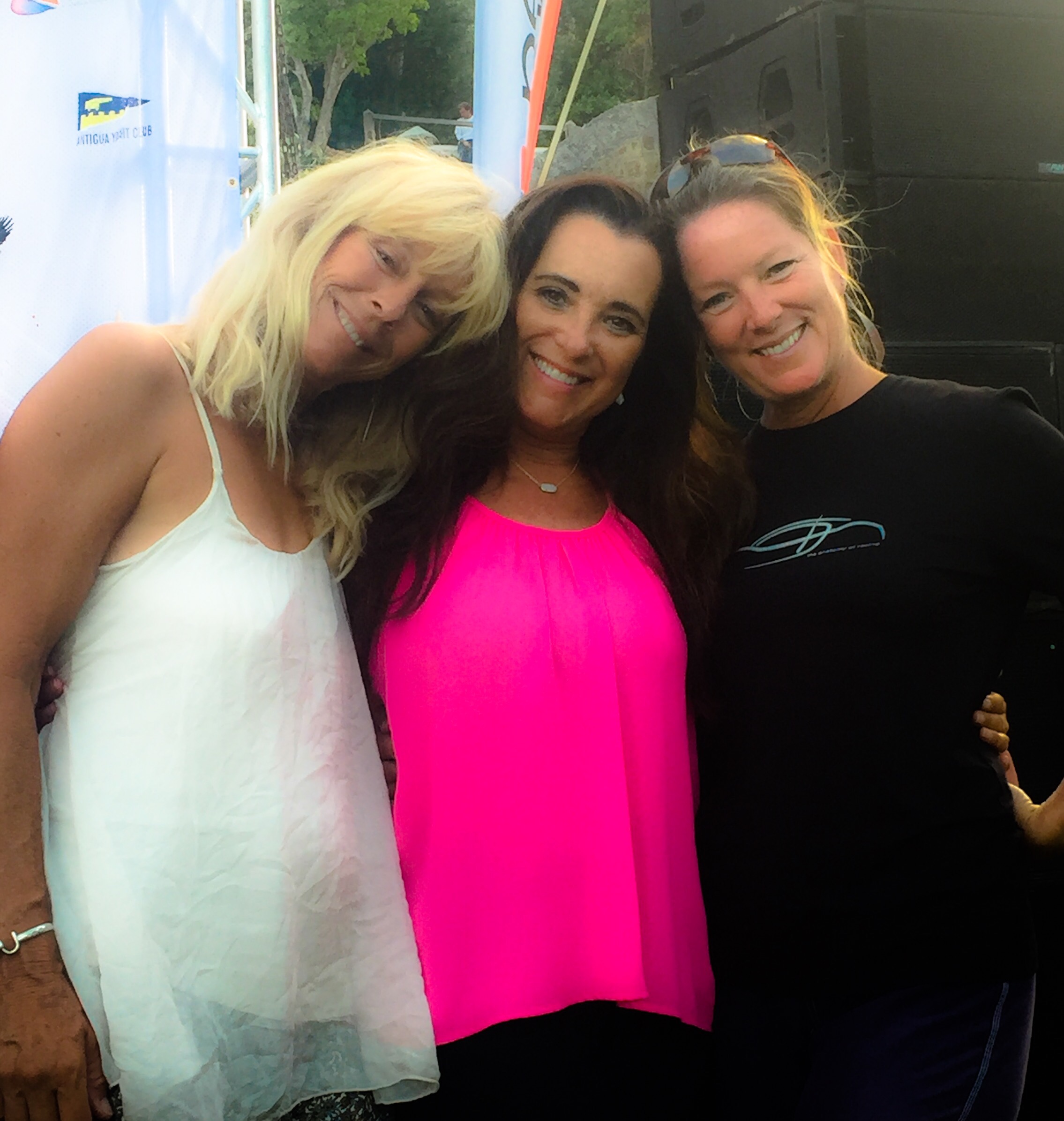 Annie, Me, and Jennifer - so happy to have both of these fabulous ladies with me!