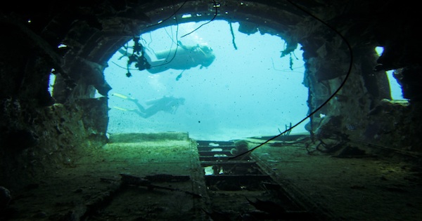 Aruba wreck dive
